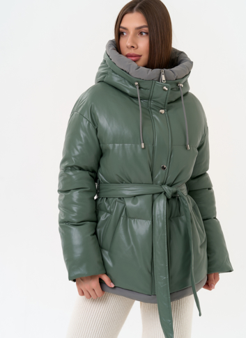 Женский пуховик из эко кожи с поясом