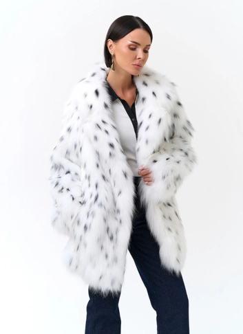 Шуба из меха лисы с инкрустацией под рысь