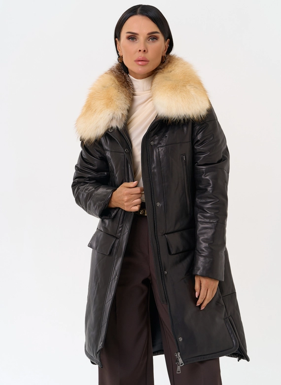 Кожаный пуховик с воротником из лисы фото