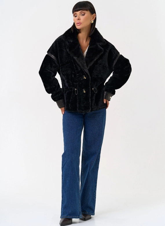 Женская короткая дубленка с английским воротником из меха норки