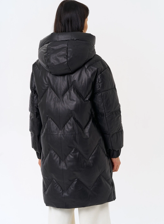 Длинный пуховик из кожи