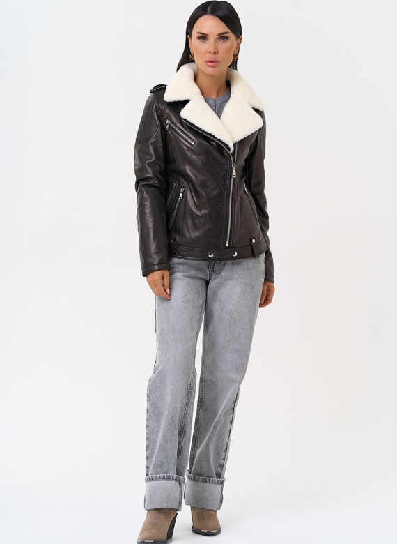 Утепленная кожаная куртка с мехом