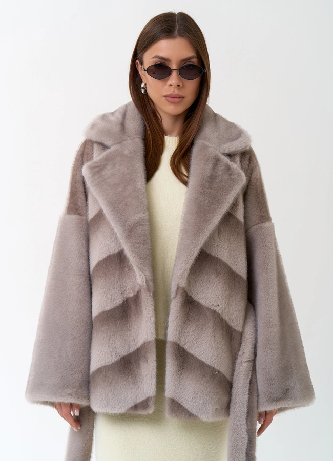 Женская шуба из эко меха с английским воротником  модель № 31225 универмаг малина