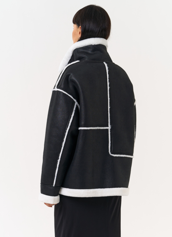 Женская дубленка из эко замши с воротником стойкой