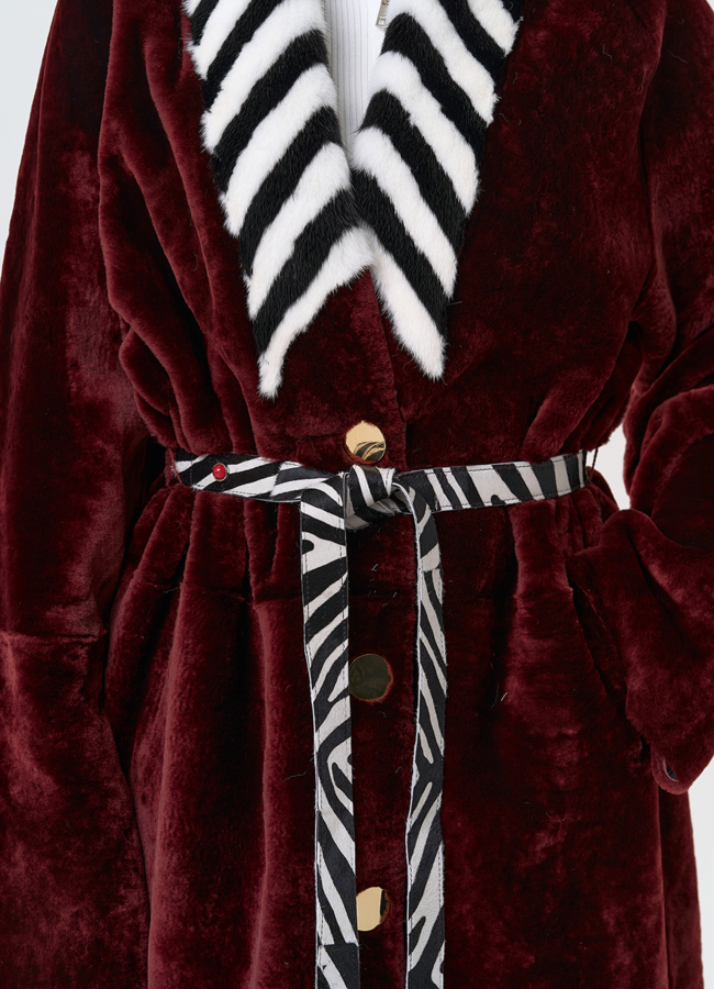 Двусторонняя женская дубленка из овчины SATINO модель № 31398 универмаг малина