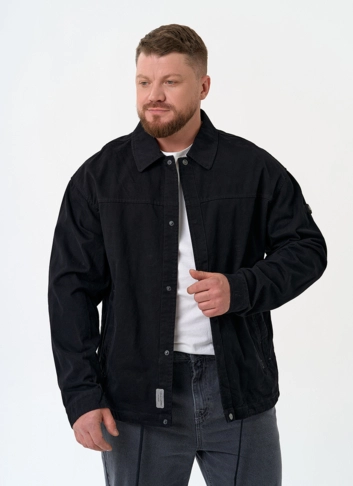 Мужская джинсовая куртка черного цвета фото