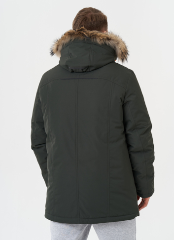 Пуховик с отделкой из меха енота