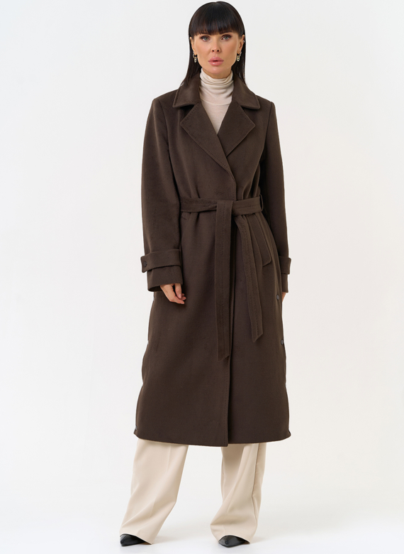 Женское пальто с английским воротником