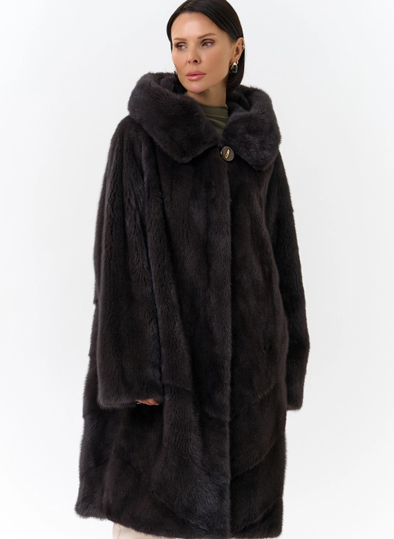 Шуба из норки с капюшоном