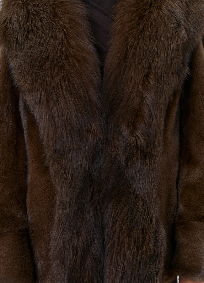Шуба из норки с отделкой из меха чернобурки модель № 32030 универмаг малина